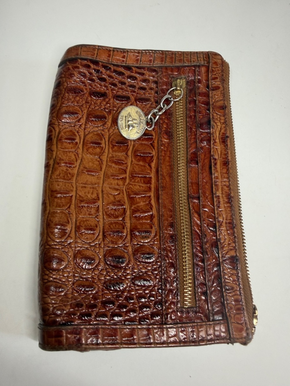 Brahmin Vintage Melbourne Collection Crocodile Embossed Women’s Wristlet Wallet - Picture 13 of 16